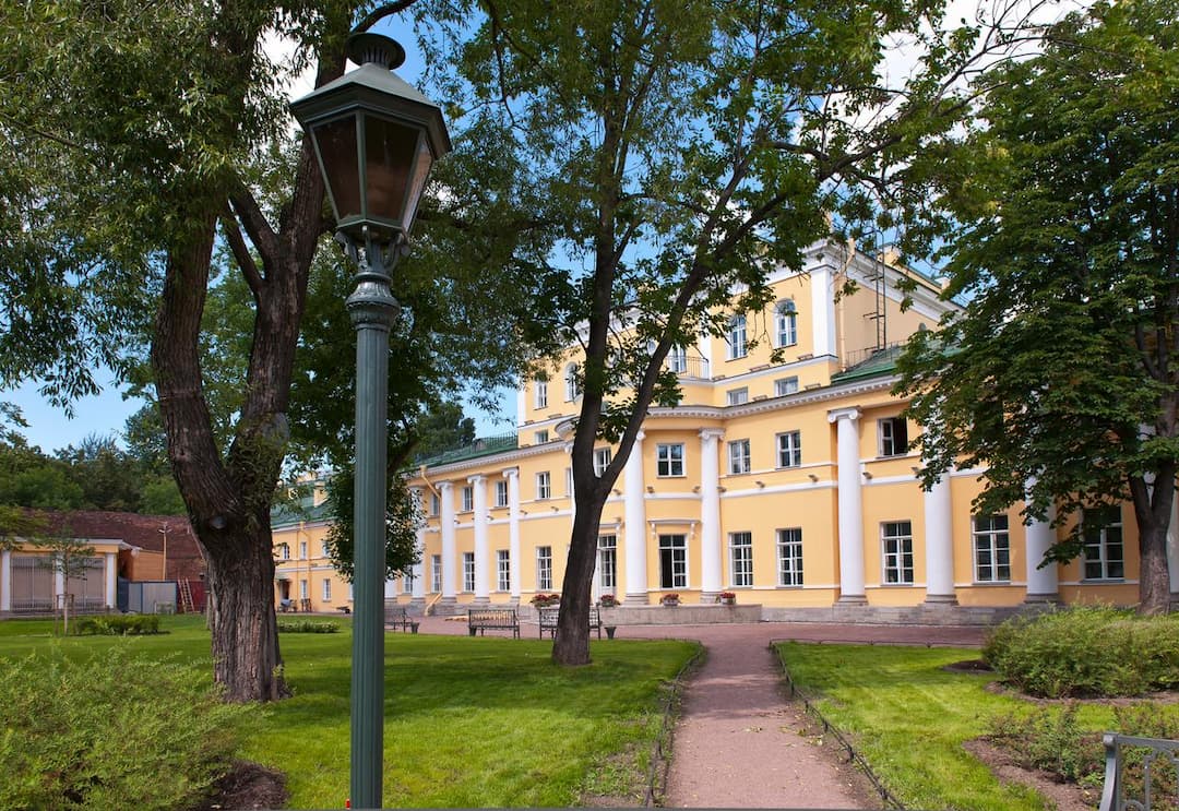 Усадьба державина спб. Усадьба Державина в Санкт-Петербурге. Набережная Фонтанки 118 усадьба Державина. Усадебный сад Державина в Санкт-Петербурге. Отель усадьба Державина.